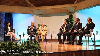 Panelistas de la Jornada Técnica, Movilidad Urbana: Transporte Público.