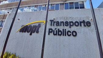 Imagen de la fachada del edificio del Consejo de Transporte Público